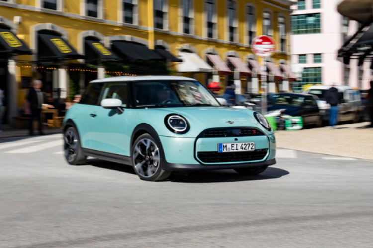 La nouvelle MINI Cooper 2024 : un concentré de technologie et de design