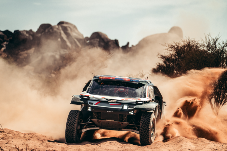 Les Dacia Sandriders face au grand défi du Dakar 2025