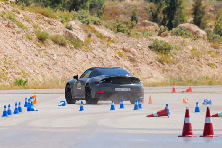 porsche-maroc-organise-un-stage-de-conduite-exclusif-a-lutac